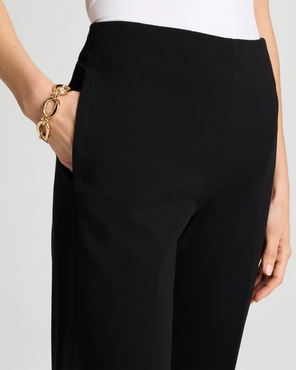 Juliet Lightweight Straight Crop Pants Black - Chico's