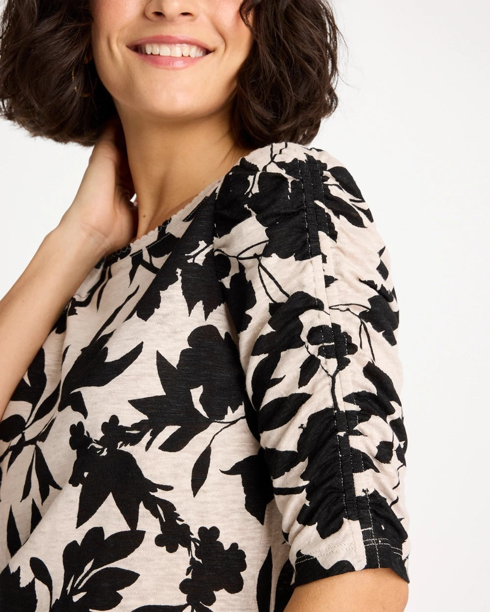 Flora Linen Ruched Sleeve Tee Black - Chico's