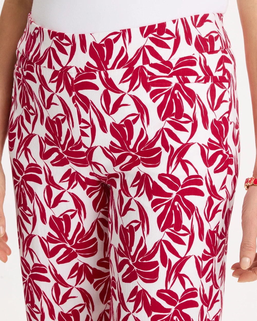 Bora Bliss Brigitte™ Slim Shorts Cherry Lush - Chico's