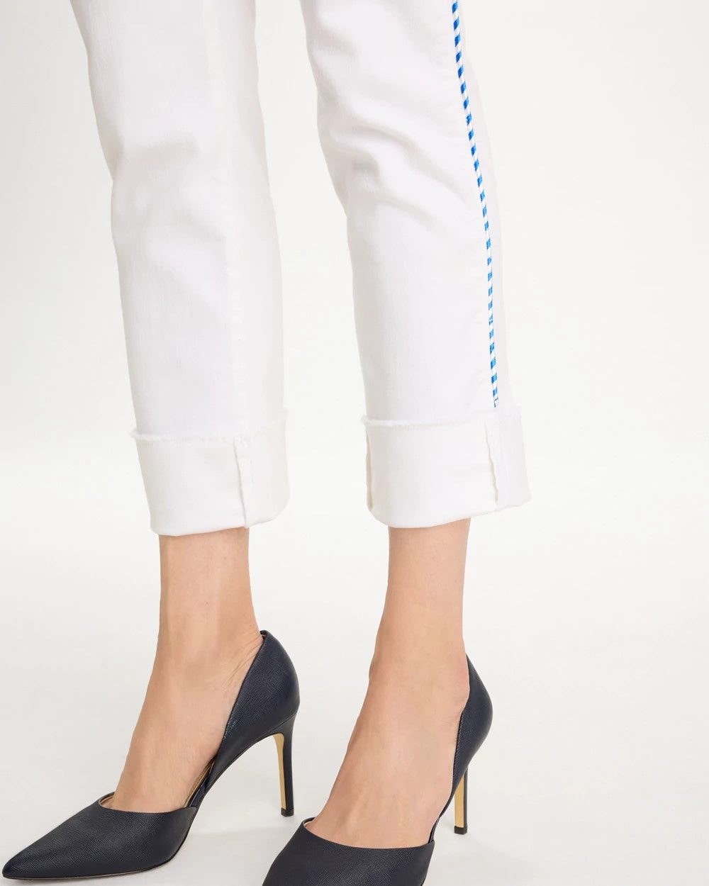 Girlfriend Roll Cuff Crop Jeans Alabaster - Chico's