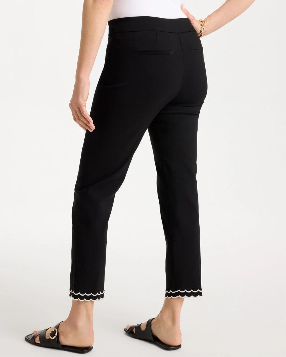 Contrast Scallop Brigitte™ Slim Crop Pant Black - Chico's