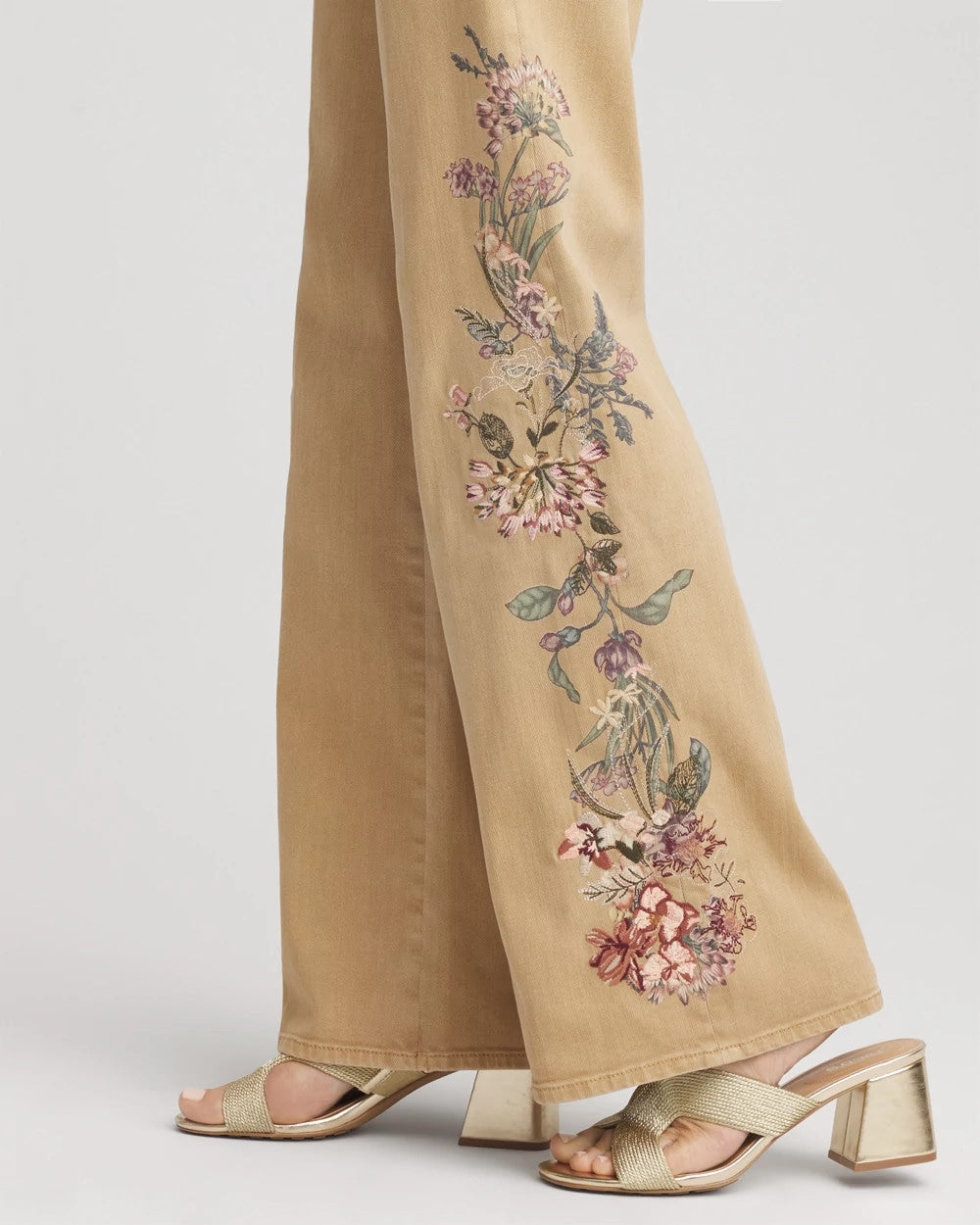 Embroidered High-Rise Wide-Leg Jeans Cafe Aroma - Chico's
