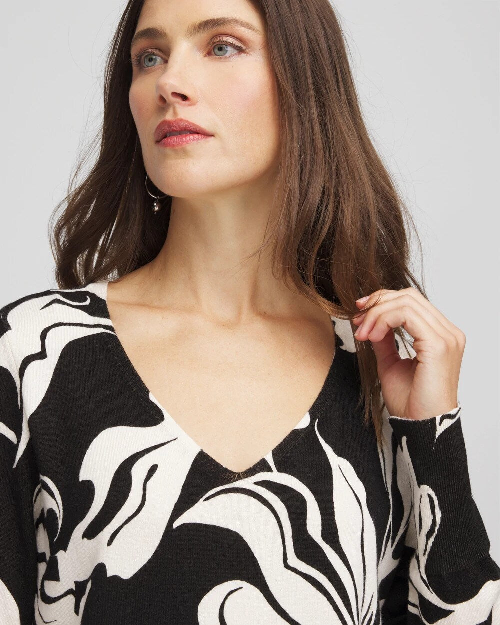 Ella Printed V-Neck Sweater Black - Chico's