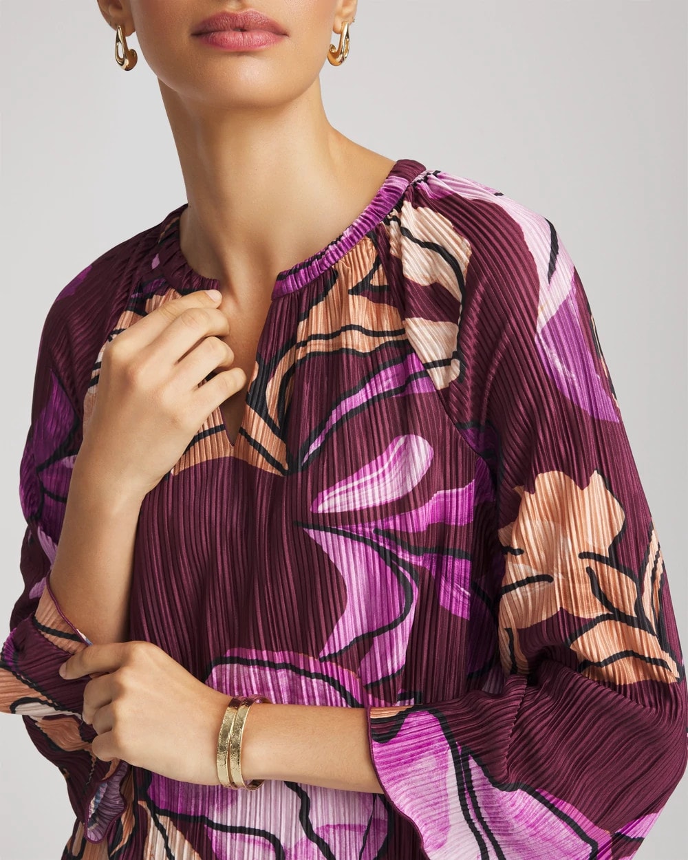 Printed Pleated V-Neck Tee Deep Chianti - Chico's