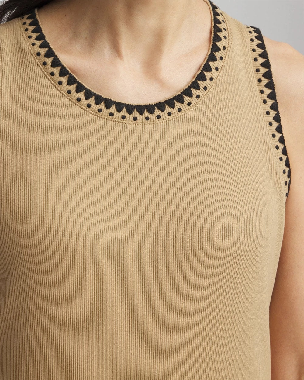 Contrast-Trim Ribbed Cotton Tank Top Cafe Aroma - Chico's